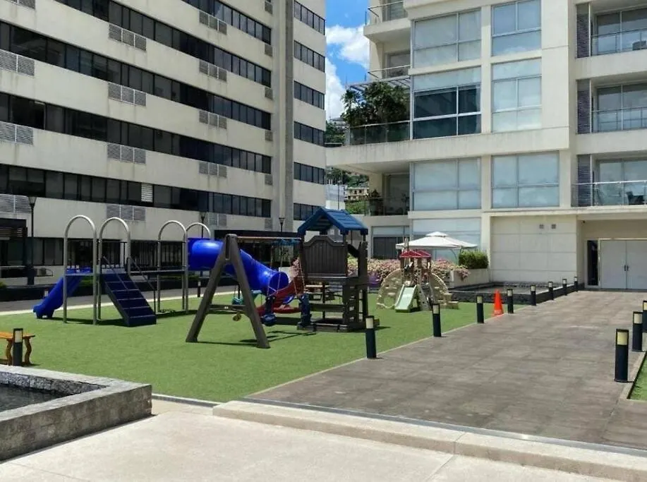 Departamento De 3 Habitaciones En Puerto Santa Ana Guayaquil Ekvador